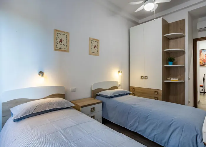 My Vatican In Apartament *